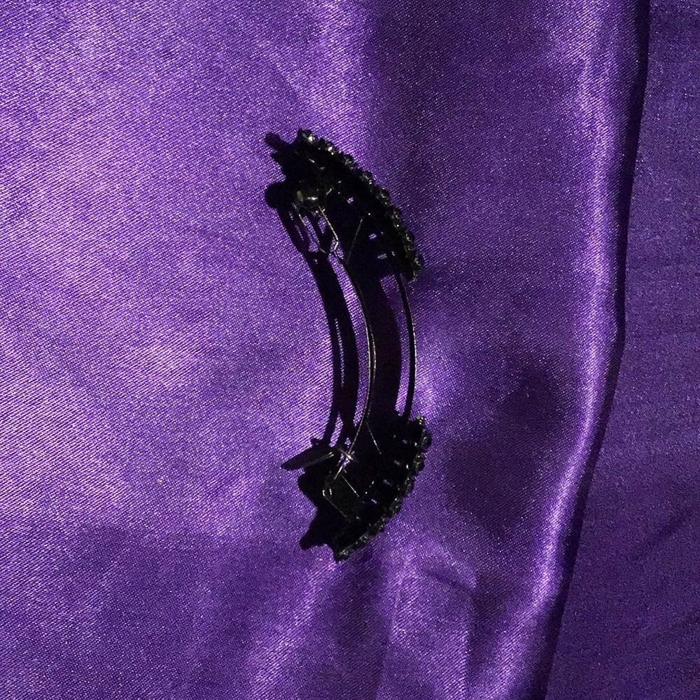 Barrette - Picture 2 of 2
